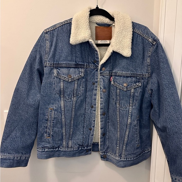 Levi's Other - Women’s Levis Boyfriend Sherpa Denim Jacket - Medium